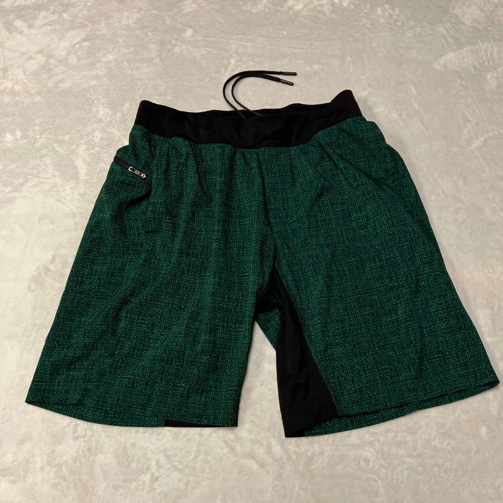 Lululemon Shorts Pace Breaker 9" Linerless Dark Green Black Gym Workout Mens M